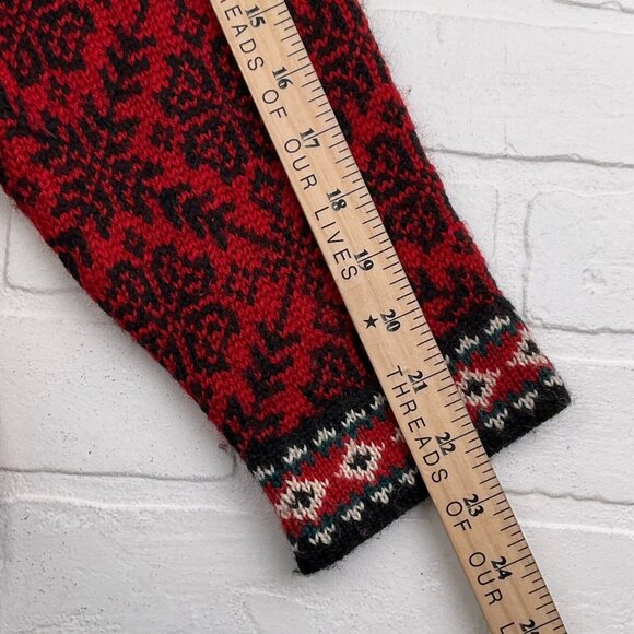LL Bean Cardigan Women Small Regular Black Red Snowflake Merino Wool Latvia - Picture 9 of 12